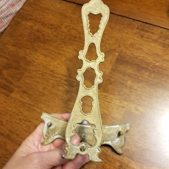 3 Vintage Brass Plate Holders - Picture 7 of 8